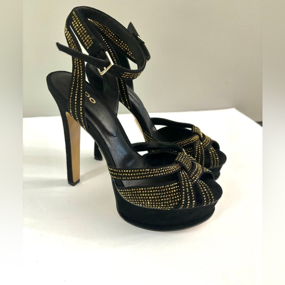 Heels Aldo black gold